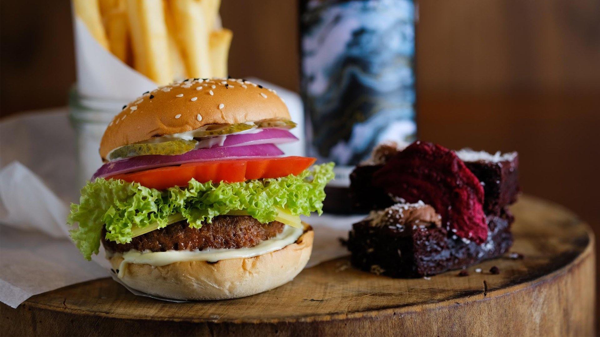 Now you can pig out on burgers, like your meat-loving makan kakis, as a vegetarian.