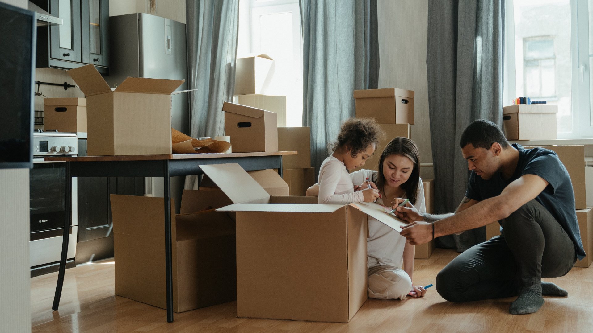 Here are some helpful tips to tone down the drama while moving house with the little ones.