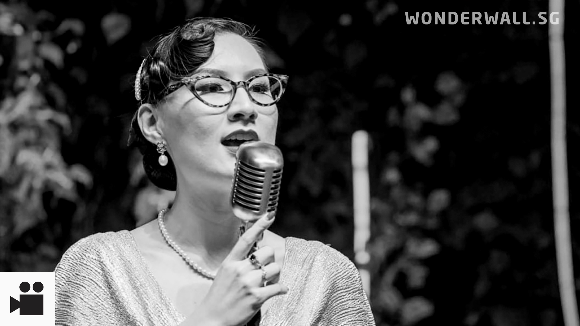 We're blown away by the jazzy pipes of local songstress Miss Lou, who impresses with her classic style (in song and fashion).