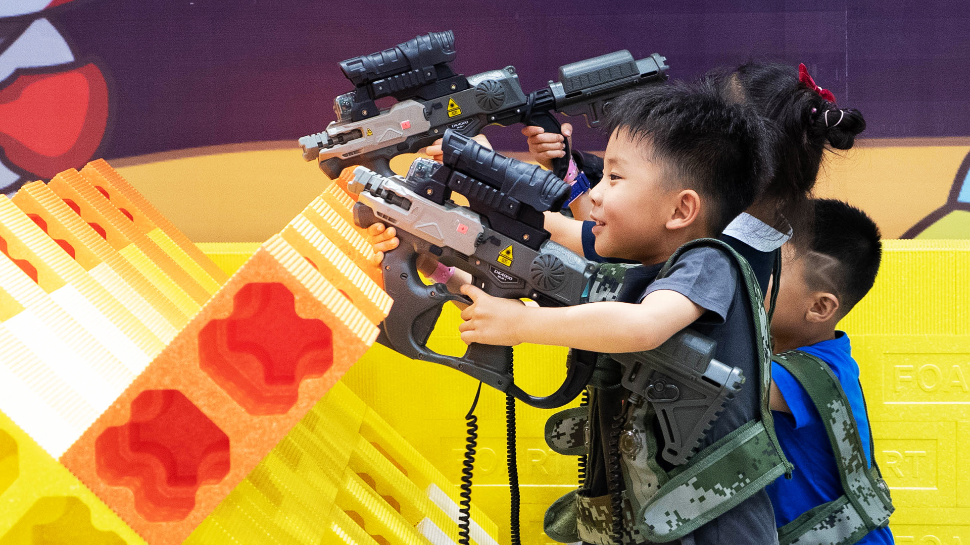 Discover the best Singapore weekend activities for families, from Kiztopia and Universal Studios to art exhibitions and free live music.
