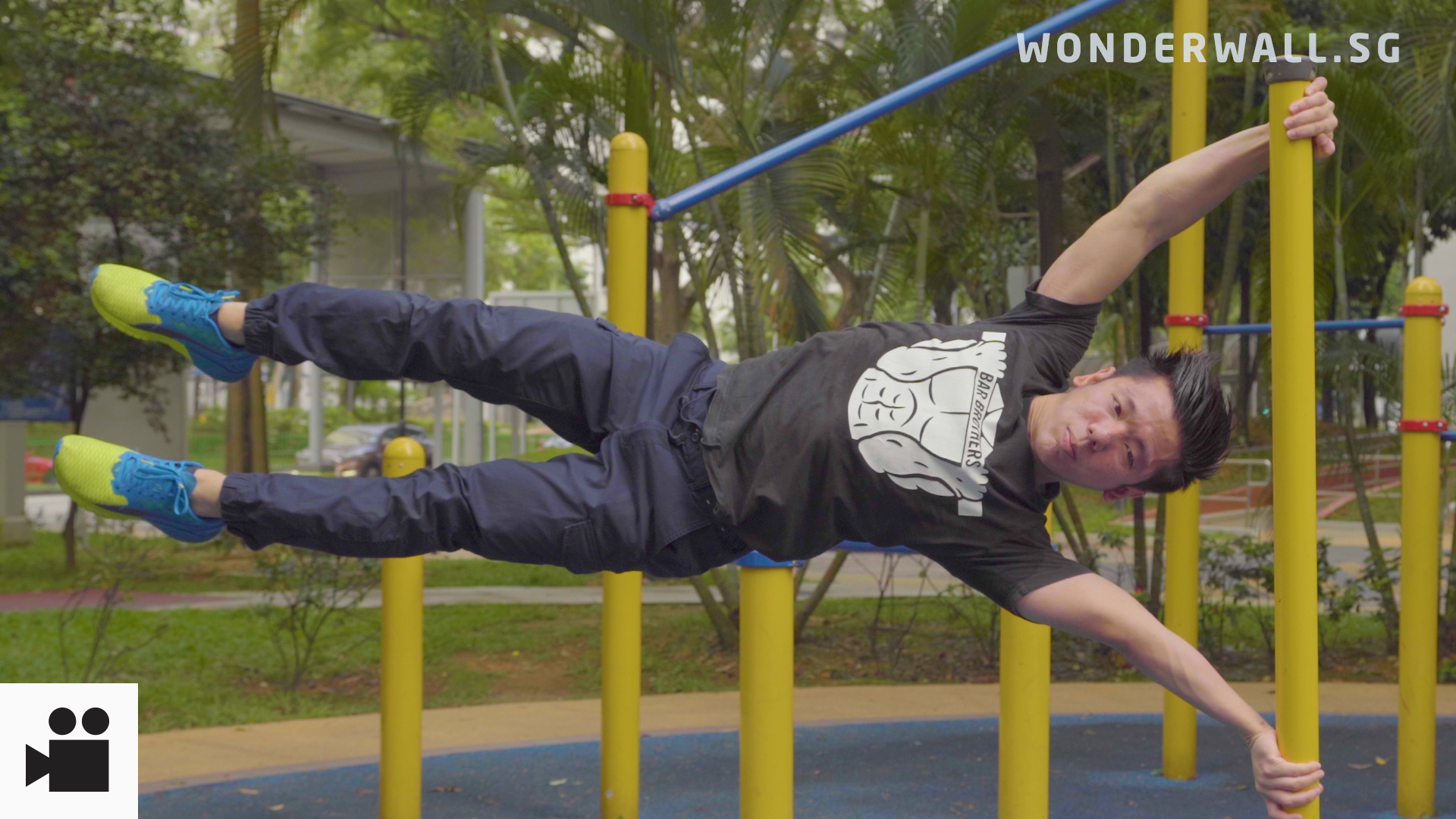 Discover Rain Chua’s calisthenics journey, Guinness World Records, and how bodyweight training helped him achieve fitness without the gym.