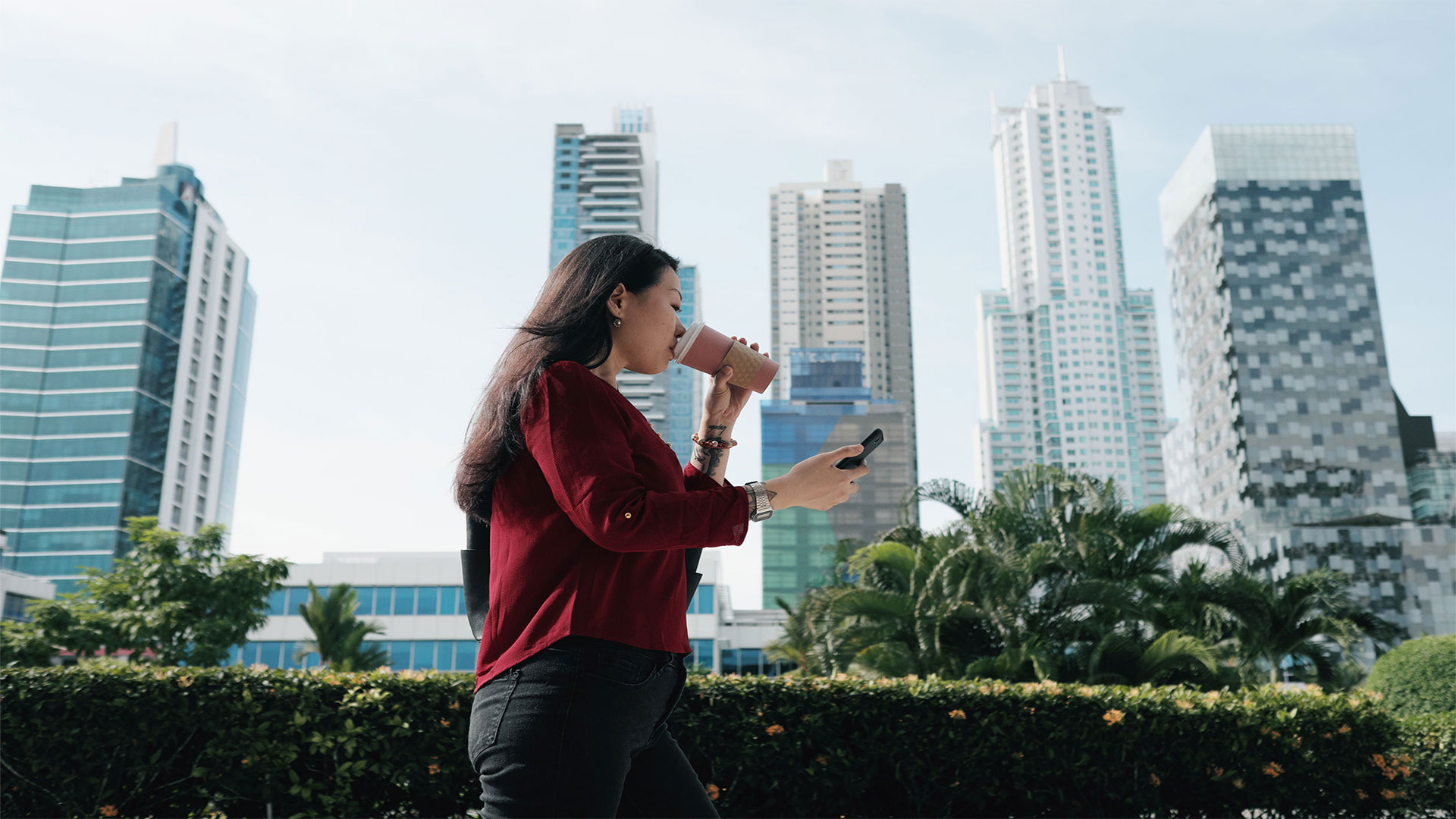 We all use our phones while we walk, but some of us use it a little too much. Distracted Walking has been an ongoing problem even in Singapore.