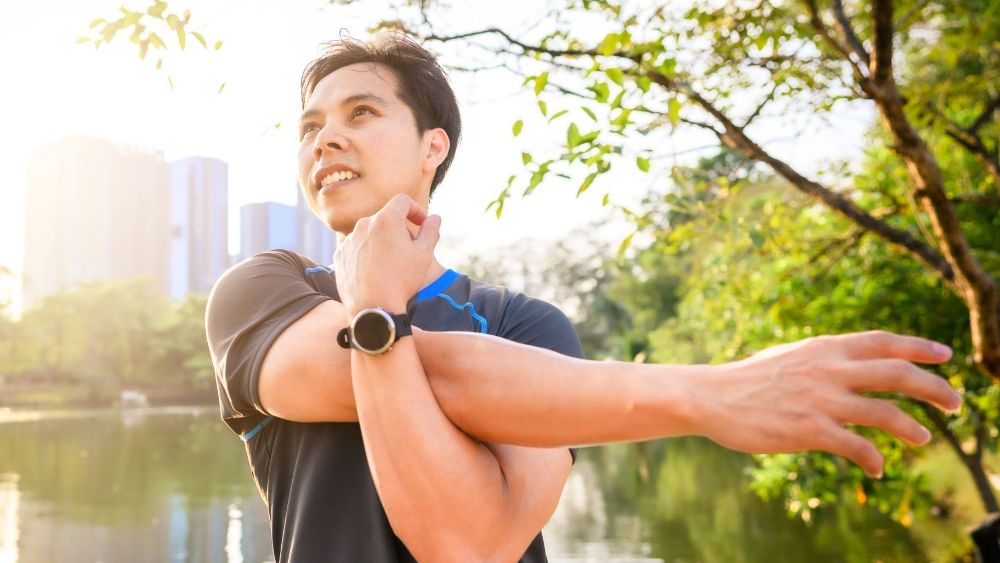 Wake up refreshed with 5 simple morning stretches to boost energy, ease tension and reduce aches, improve flexibility, and more.