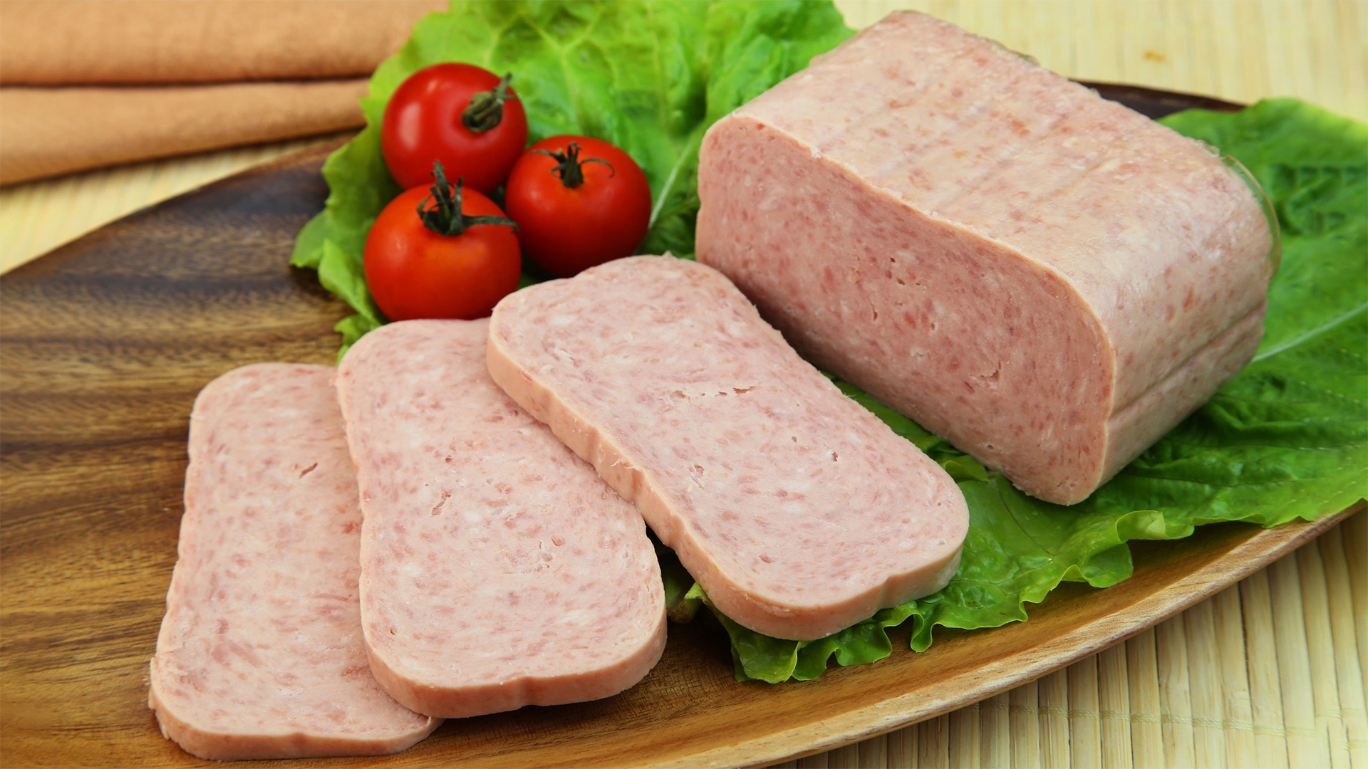 Luncheon meat store