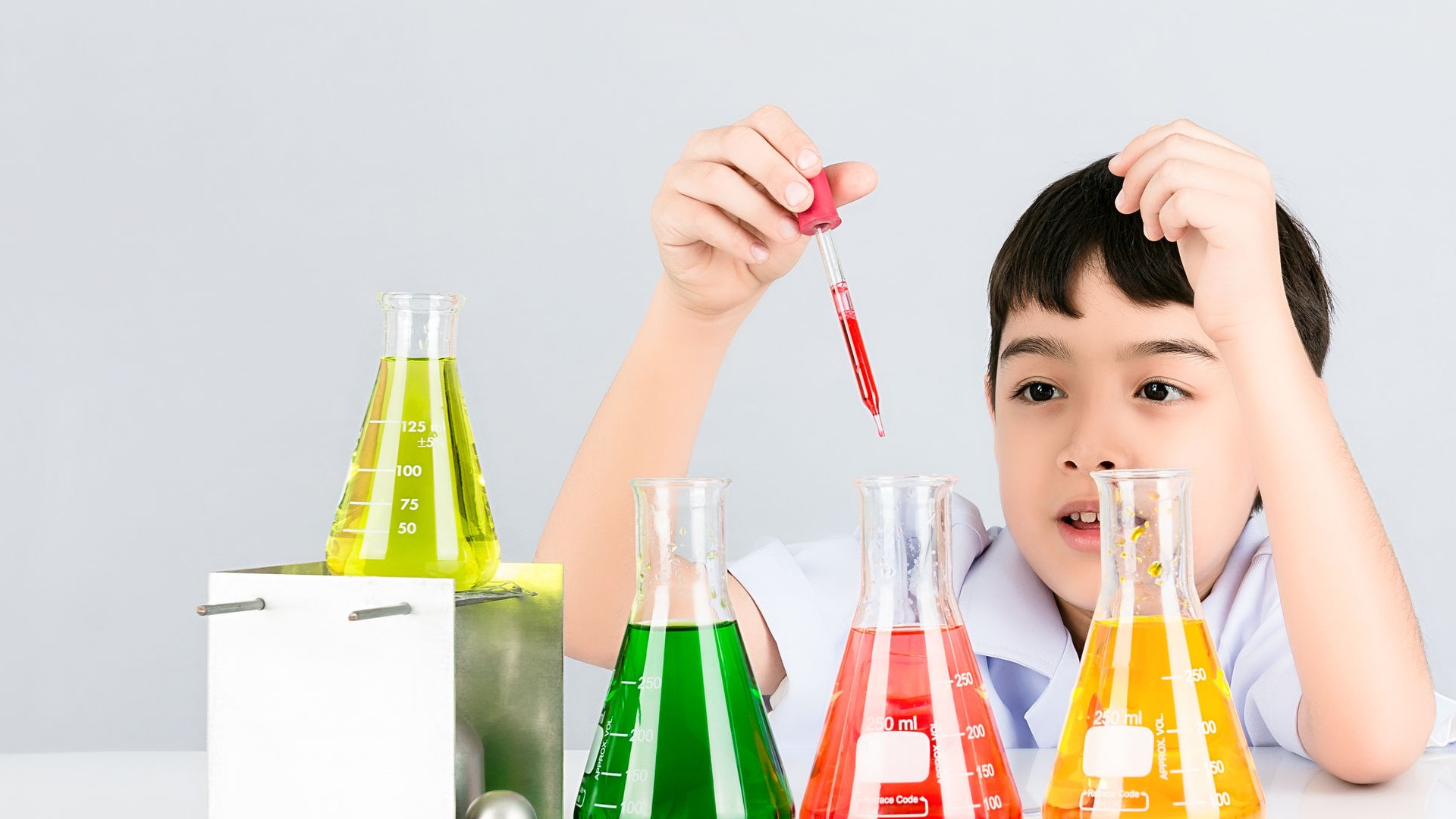 5 Cool Kitchen Pantry Science Experiments To Keep The Kids Entertained.