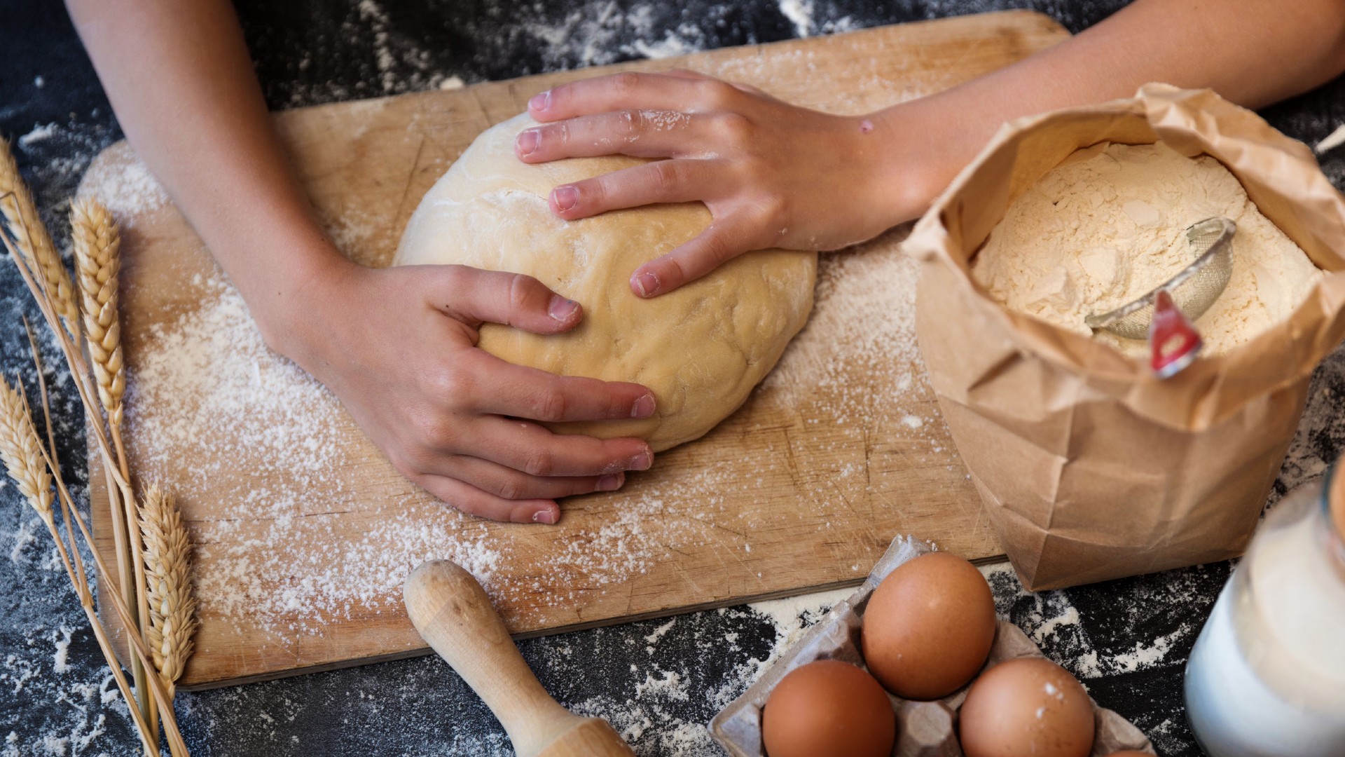 In celebration of World Baking Day, here are some substitutes you can try in place of flour. Happy baking!