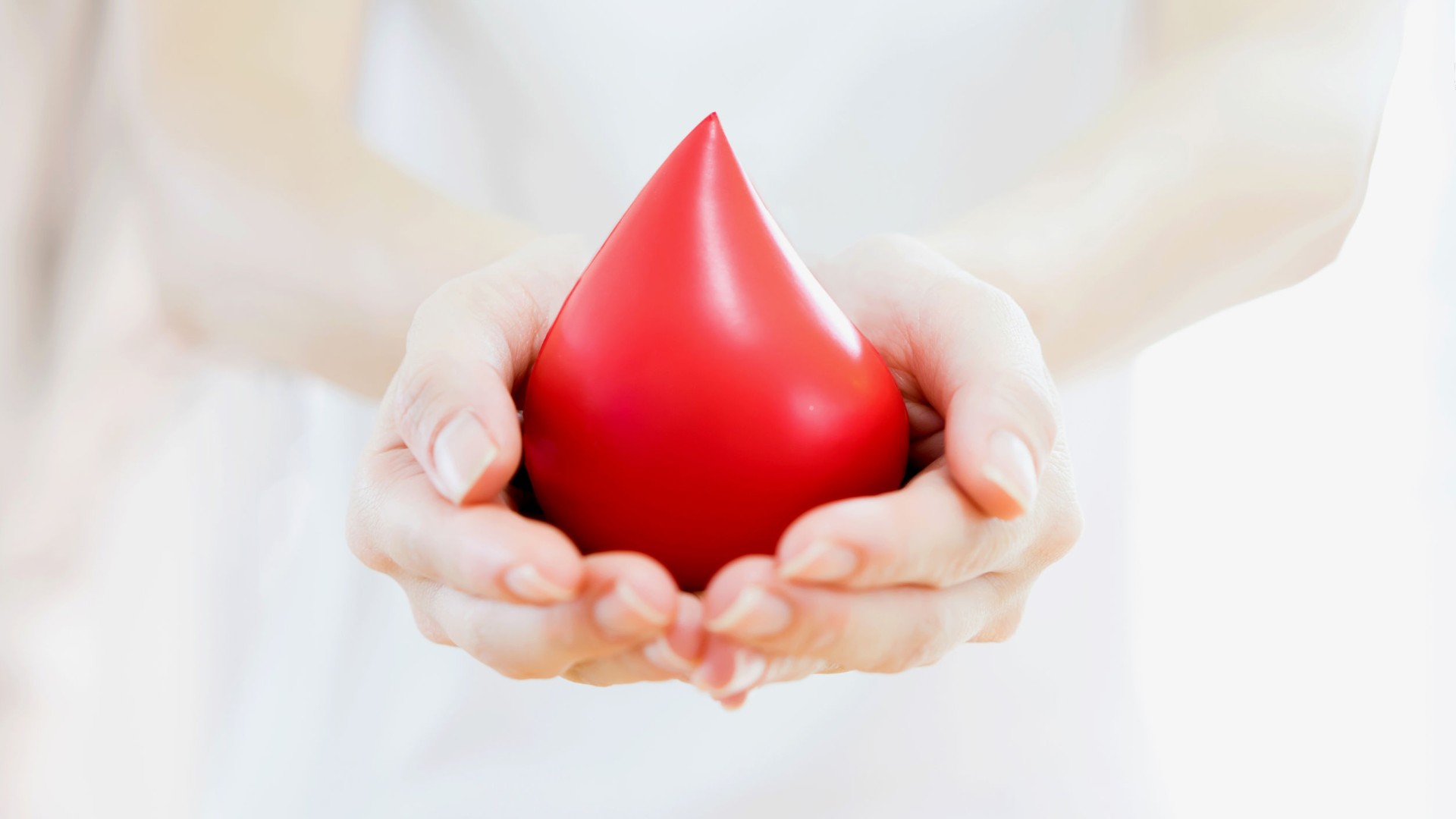 Discover these blood donation facts: how one donation saves 3 lives, donation types, safety, and why artificial blood doesn’t exist. Start donating blood today.