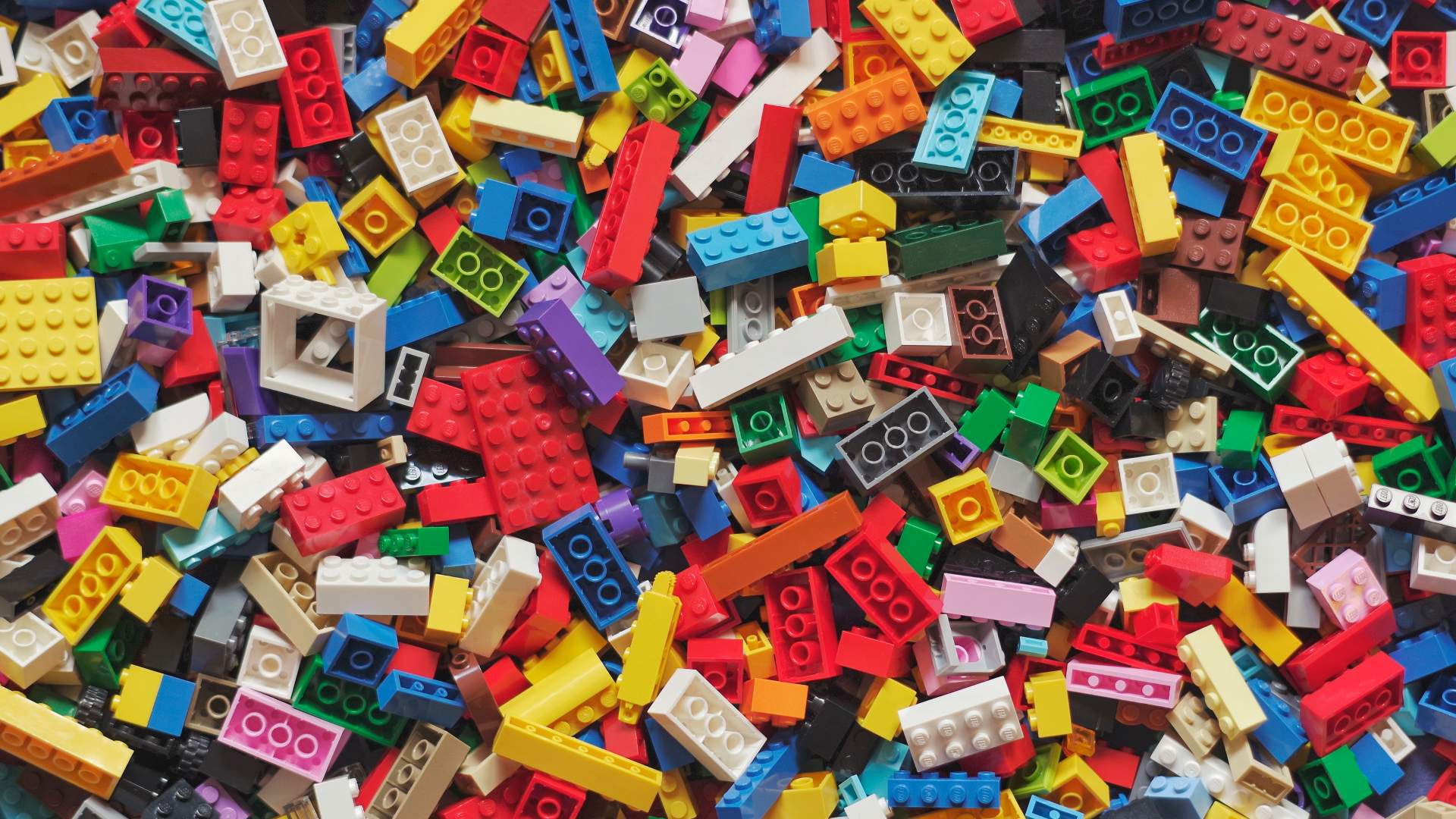 Beyond the online brick sets