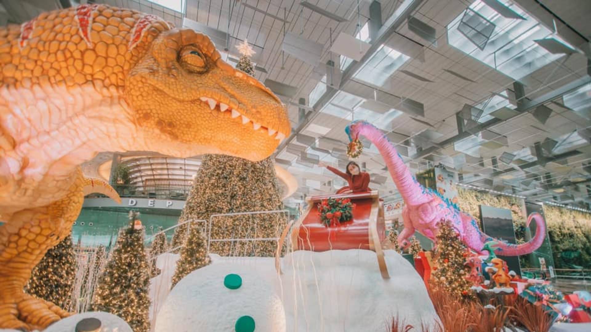 Partake in holiday festivities at a snowy (and dino-filled) Christmas village, indulge your tastebuds at the Singapore Tea & Coffee Festival and more this weekend.