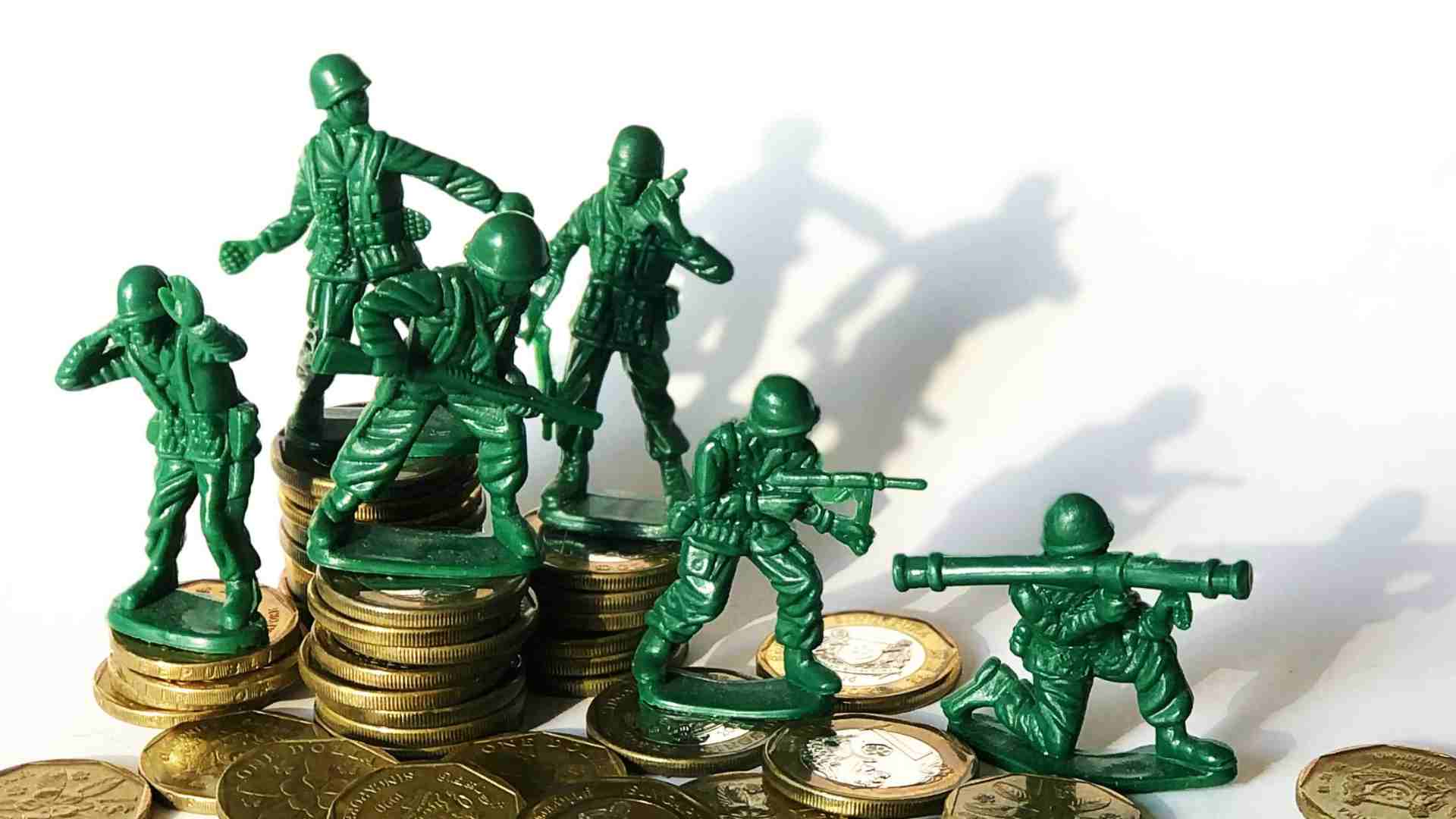 Save and grow money while serving NS, tips for NSFs to stretch their allowance, earn interest, and build strong financial habits before ORD.