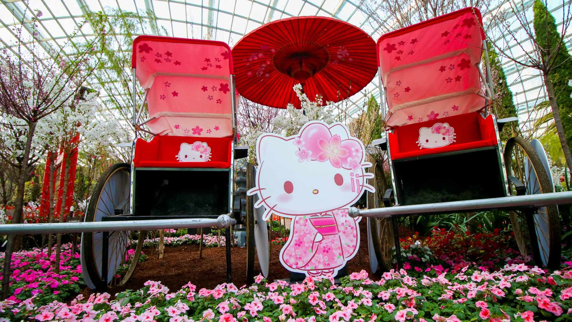 Sakura featuring Hello Kitty at Gardens by the Bay