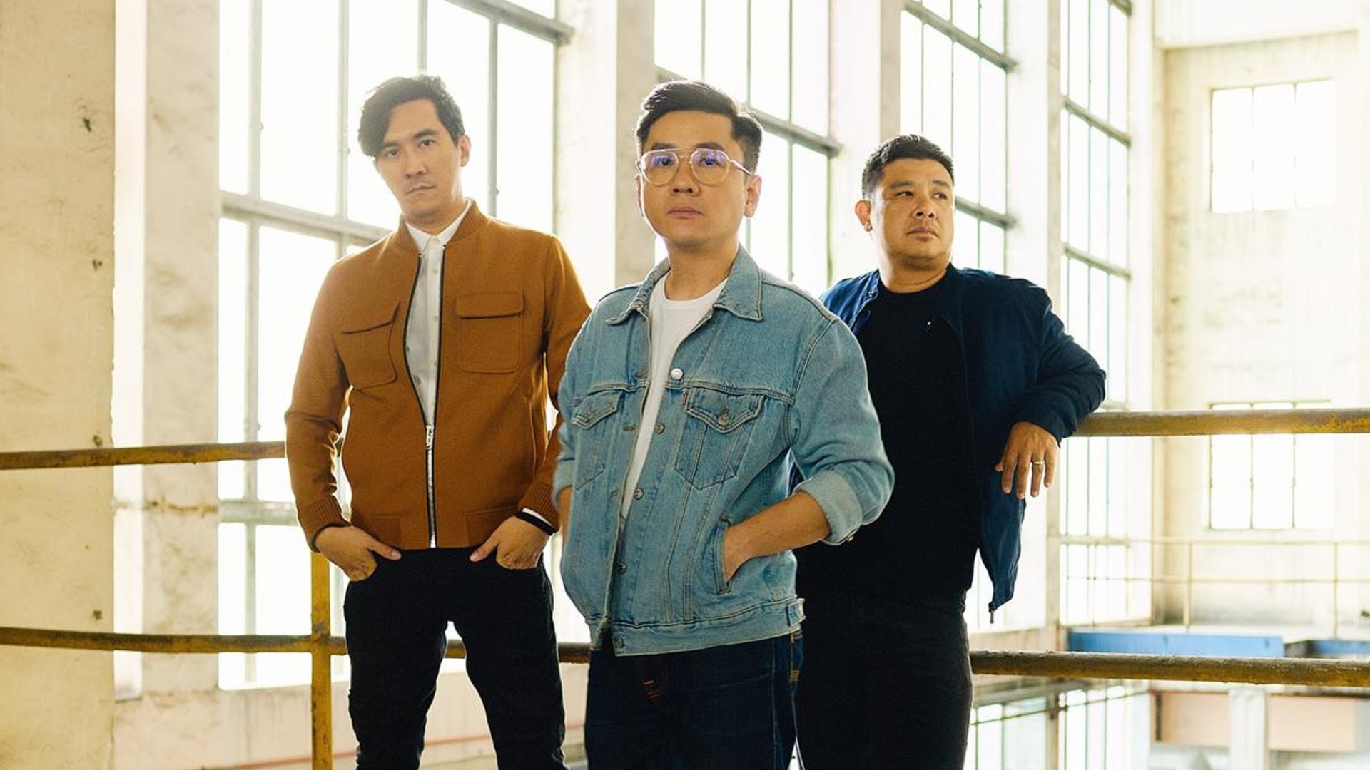 The band Electrico (William Lim Jr, Desmond Goh and Dave Tan) has put all their previous albums plus two new collections of songs online.