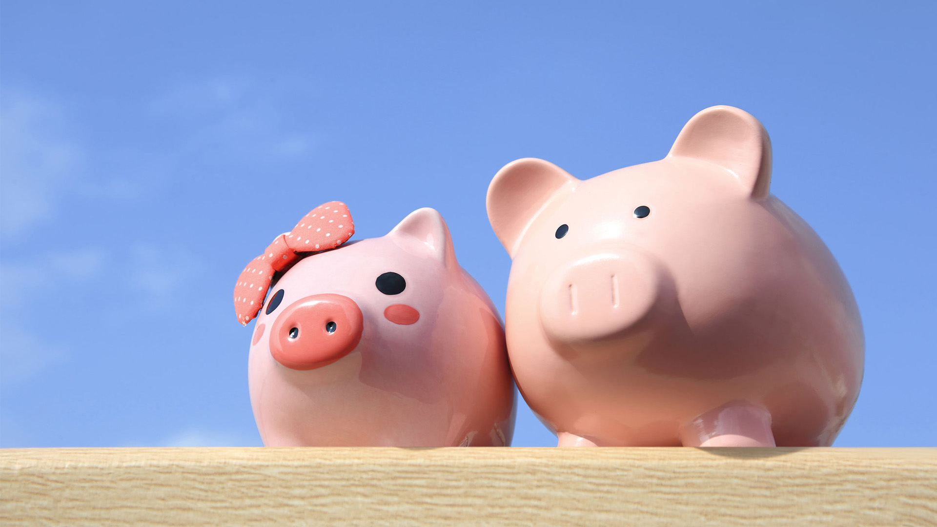 These financially savvy tips are the first step to giving your children a solid financial foundation.