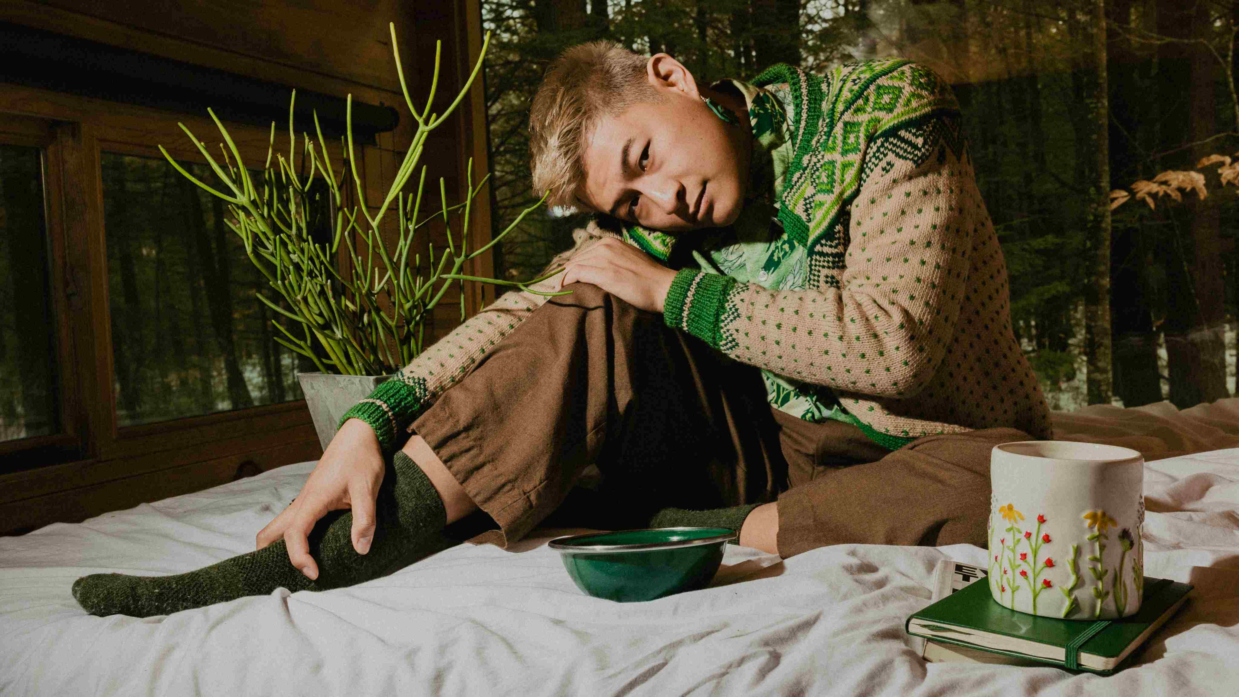 Having returned from Berklee College of Music, local singer-songwriter lewloh weaves in theory with emotive songwriting that wins the hearts of folk-pop lovers.
