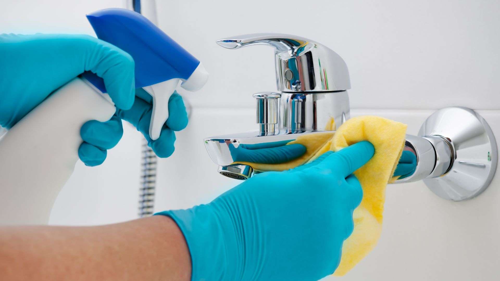 When it comes to cleaning a bathroom, there’s a huge difference between "cleaning" and cleaning properly.