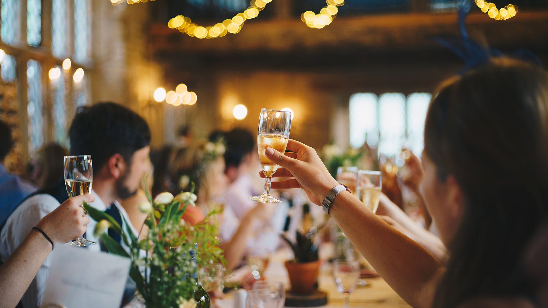 Make your wedding toast memorable with these tips: backstory, tasteful humour, visuals, keeping it short, heartfelt, and engaging.