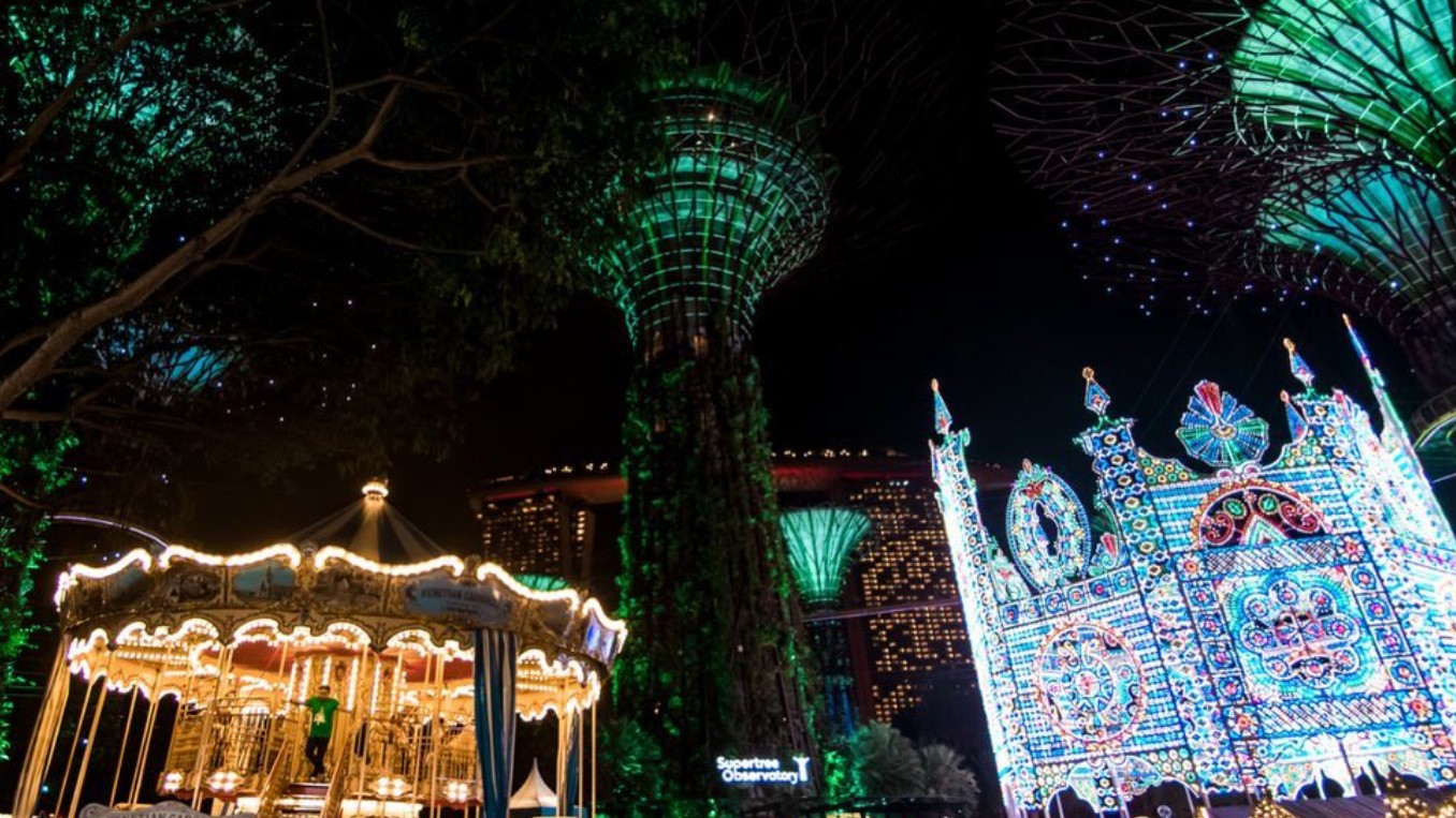 Up your Tik Tok and Instagram game with splendiferous Christmas decorations lighting up Singapore this festive season.