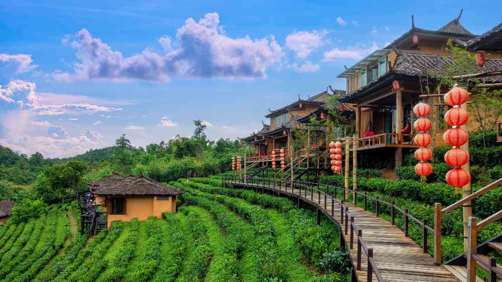 Baan Rak Thai is a picturesque Chinese village on the Burmese border.
