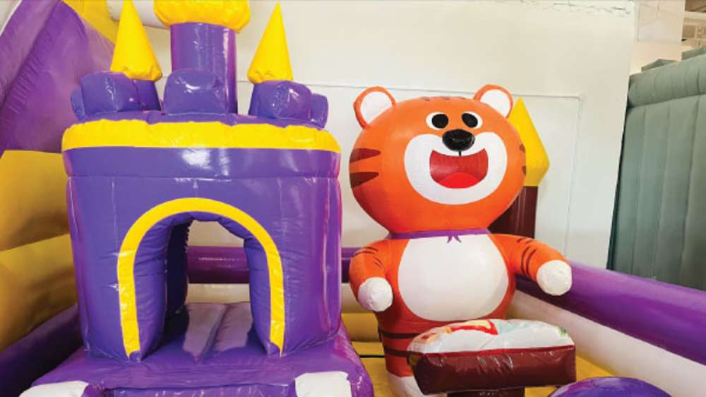 Take your kids to VivoCity for bouncy fun at Kiztopia's first Bouncetopia pop-up.