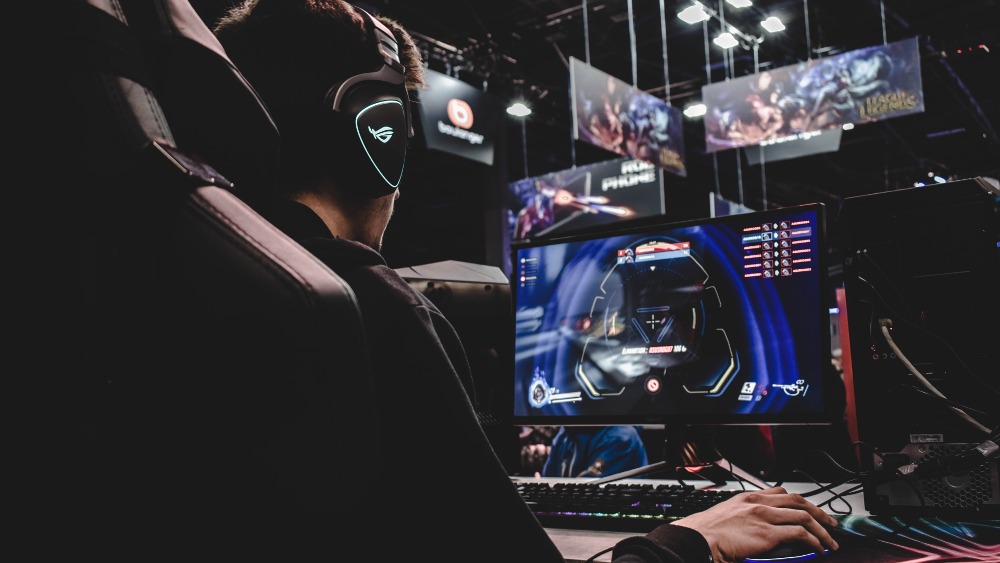 You'd think that the most popular esports title to watch in Singapore is LoL or Dota, but according to YouGov, it's neither.