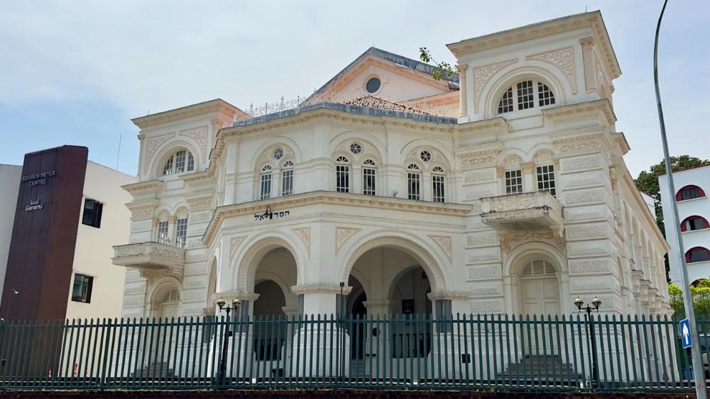 Chesed-El Synagogue also functions as a building to commemorate the contributions of the Singapore Jewish community and philanthropist Sir Manasseh Meyer.