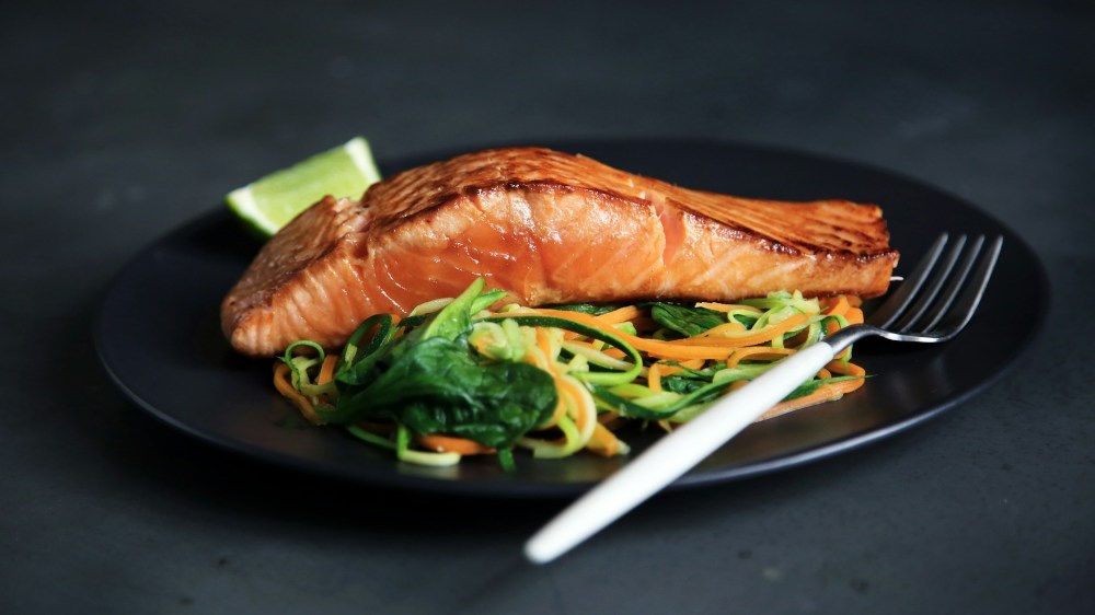 If eating out is getting too pricy for you, try these family-friendly restaurants where you pay nett price for your meals.
