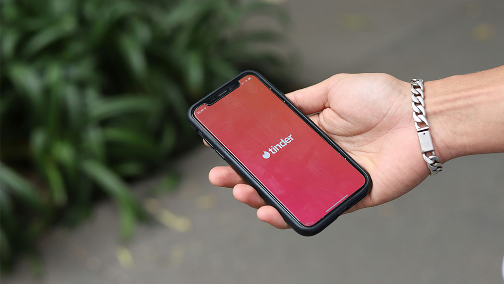 Tinder's findings about 2025's dating trends