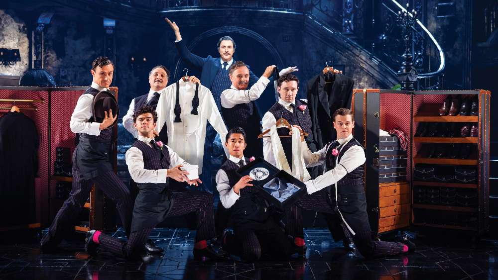 Show off your green fingers at Chijmes's Botanical Bliss Workshop, catch the acclaimed musical "Sunset Boulevard" at Marina Bay Sands's Sands Theatre, and more.