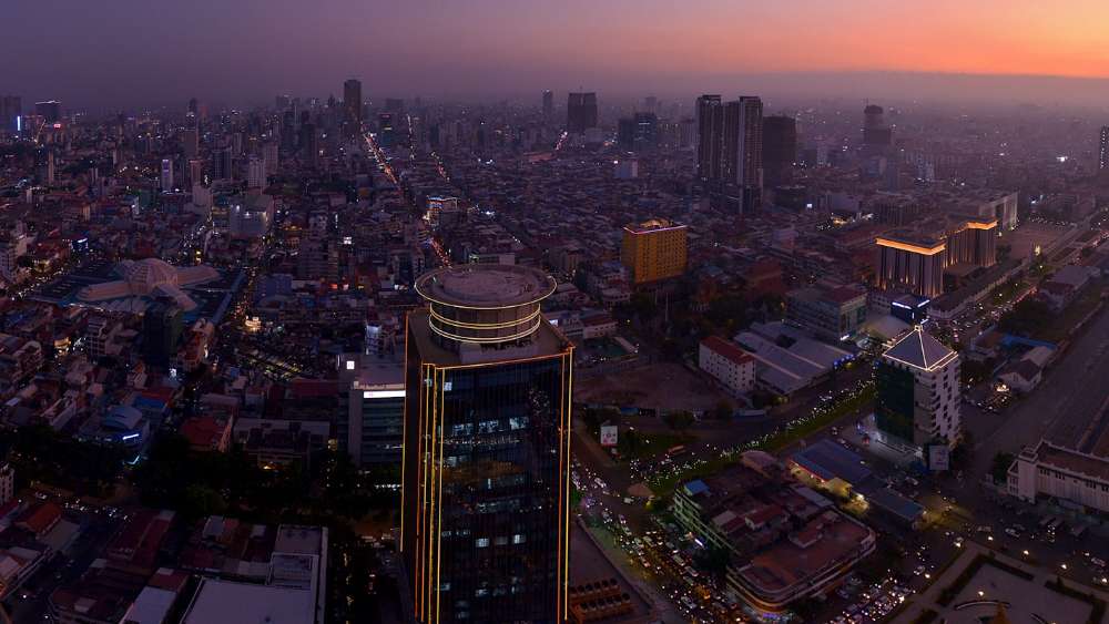 Rooftop bars, artsy cafés, indie vibes – Cambodia’s capital Phnom Penh is cooler than you think, and it’s just getting started.