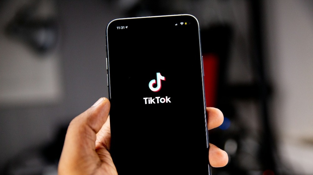 Opting out of TikTok is the best decision I could’ve made for my mental health.