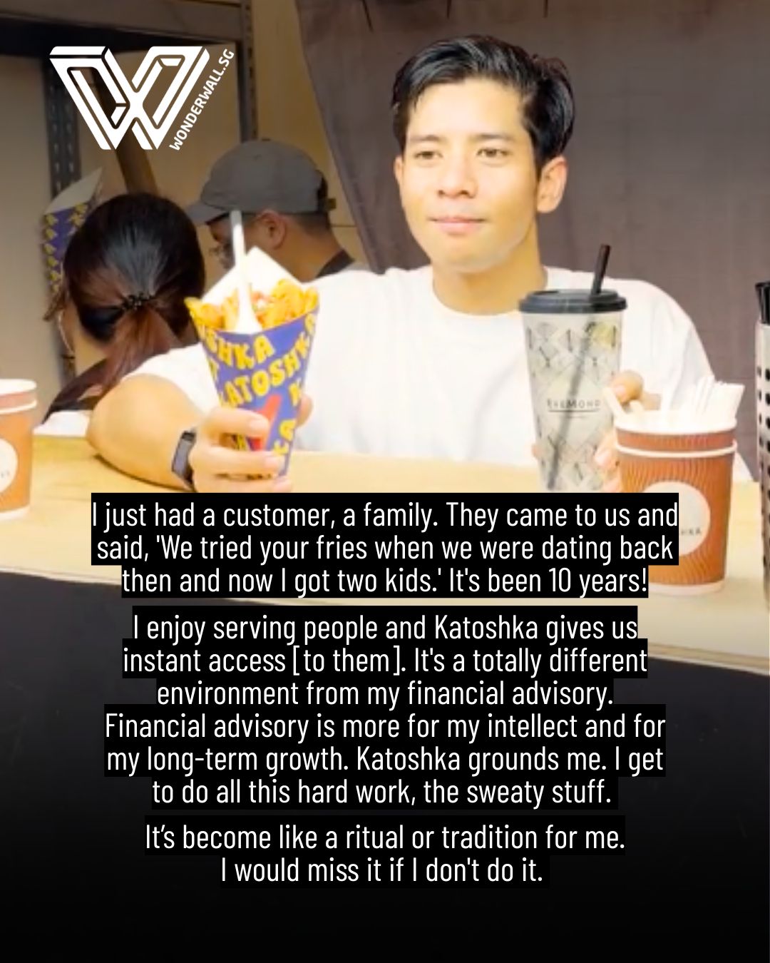 Hasif Othman at Geylang Bazaar during Ramadan