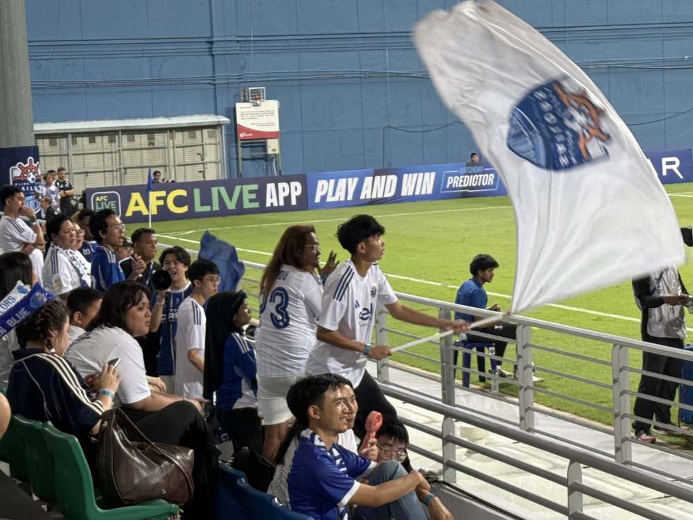 What is it like watching Lion City Sailors at Jalan Besar Stadium? We review the tickets, seats, food, merchandise and matchday atmosphere.